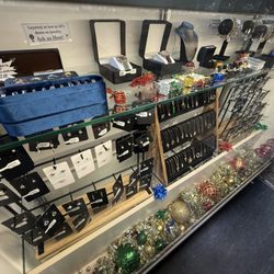 A To Z Pawn & Resale - Stunning Jewelry Selection