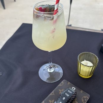Noir Bistrot - Specialty Cocktail with Gin - Tapas Bars Near Me - Mandeville, Louisiana Noir Bistrot - Specialty Cocktail with Gin - Tapas Bars Near Me - Mandeville, Louisiana