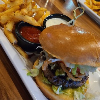 BRU Burger Bar - Keystone - Mexicali - Burgers Near Me - Indianapolis, Indiana