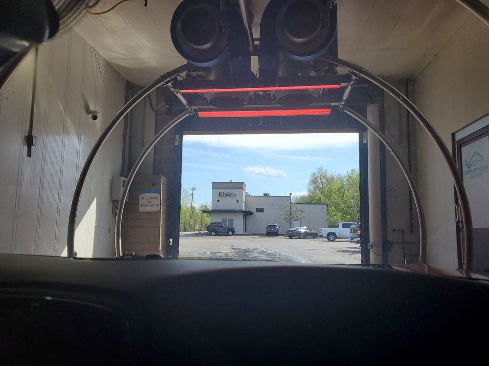 CARRIAGE HOUSE NEIGHBORHOOD WASH Updated September 2024 53 Grandin