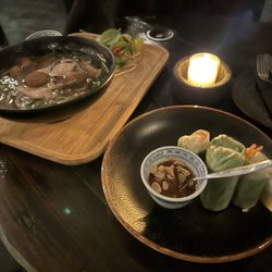 Little V - Spring rolls and large pho.