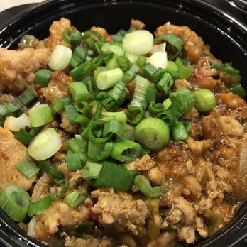 Wow Bao - Kung pao chicken rice bowl - Chinese Near Me - Chicago, Illinois Wow Bao - Kung pao chicken rice bowl - Chinese Near Me - Chicago, Illinois