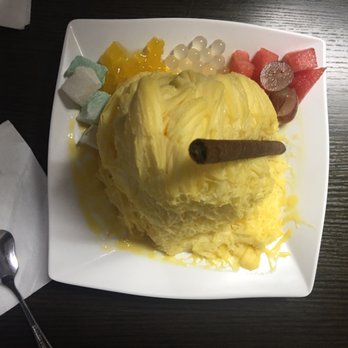 Frostcity - Mango shave ice - Desserts Near Me - Honolulu, Hawaii