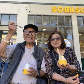 Somisomi - Great grandma and grandpa enjoying their ice cream. - Ice Cream & Frozen Yogurt Near Me - San Mateo, California