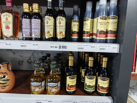 Cannatella Grocery by null