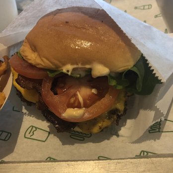 Shake Shack Pinecrest - Burgers Near Me - Orange Village, Ohio Shake Shack Pinecrest - Burgers Near Me - Orange Village, Ohio