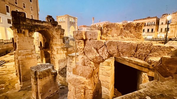 Roman Amphitheater by null