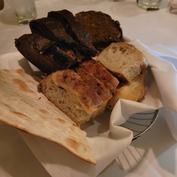 The Capital Grille - Table Bread, very good - Steakhouses Near Me - Houston, Texas The Capital Grille - Table Bread, very good - Steakhouses Near Me - Houston, Texas