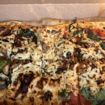 Slim and Husky's Pizza - Their Vegan pizza - Pizza Near Me - Memphis, Tennessee