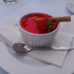 La Madonnina - Pannacotta con fragole