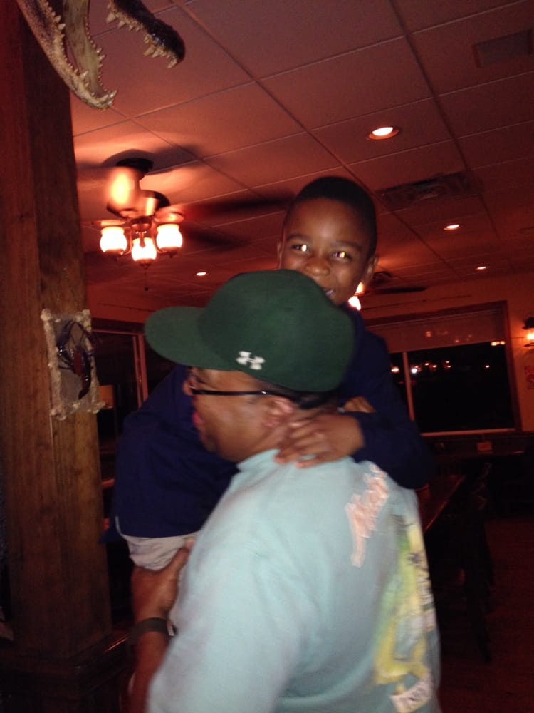 ORANGUTANG’S DAIQUIRIS & BAR Updated September 2024 10 Reviews