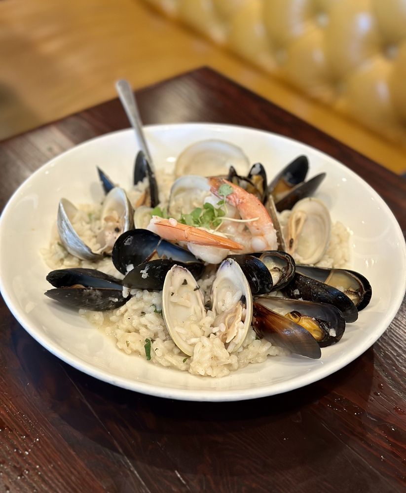 Louie Bossi's Ristorante Bar Pizzeria