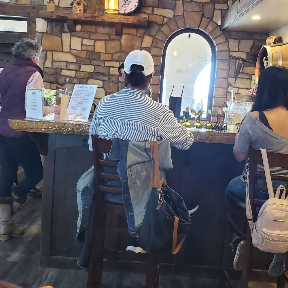 Dorner Family Vineyard - People enjoying wine - Venues & Event Spaces Near Me - Tehachapi, California
