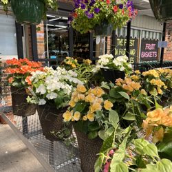 Paul's Fruit Markets