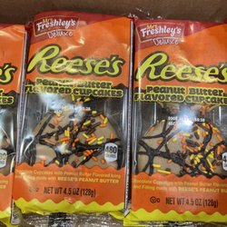 Cenex ProVision Partners-Auburndale - Reese's Cupcakes