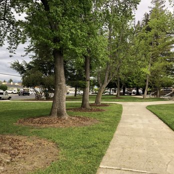 Maywood Park - Walkways great for walking your dog or going on morning runs! - Parks Near Me - Santa Clara, California Maywood Park - Walkways great for walking your dog or going on morning runs! - Parks Near Me - Santa Clara, California