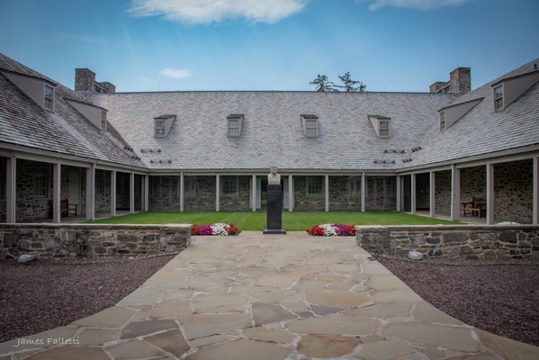 Franklin D. Roosevelt Presidential Library and Museum by null