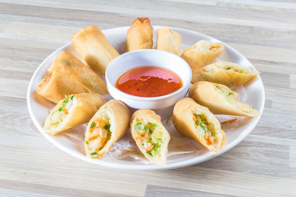 Photo of Hoy-Ka Thai Restaurant - Los Angeles, CA, US. Egg Roll