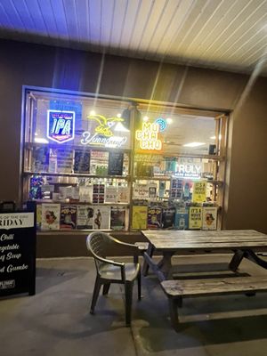 Diplomat Deli by null