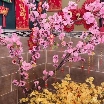 Ha Noi Pho - Seasonal decor for Lunar New Year - Vietnamese Near Me - Elk Grove, California Ha Noi Pho - Seasonal decor for Lunar New Year - Vietnamese Near Me - Elk Grove, California