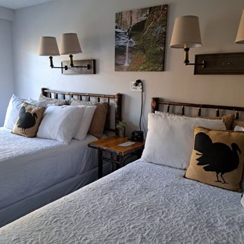 Turkey Run Inn - Two bedrooms - Hotels Near Me - Marshall, Indiana Turkey Run Inn - Two bedrooms - Hotels Near Me - Marshall, Indiana