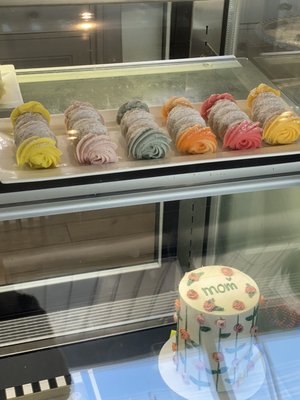 Cannoli Queens by null