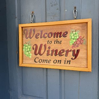 Cedar Creek Winery - Very welcoming! - Wineries Near Me - Cedarburg, Wisconsin