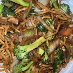 Happy Garden Restaurant - Veggie Chow-mien