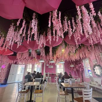 Fusion Delicias Cafe - Seating area - Juice Bars & Smoothies Near Me - Santa Fe, New Mexico
