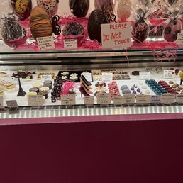 Macaroons and fine Chocolates Macaroons and fine Chocolates