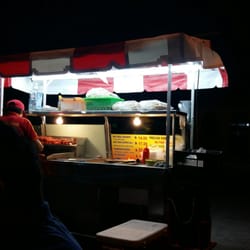 Parque de la Esperanza - Puesto de Hot Dogs ubicado en el parque de la Esperanza sobre la calle 61