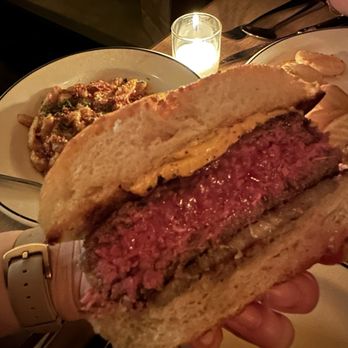 Red Hook Tavern - Cut that burger in half - American Near Me - Brooklyn, New York Red Hook Tavern - Cut that burger in half - American Near Me - Brooklyn, New York