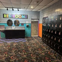 Holiday Skate Center - Rest room n lockers area 11.25.25