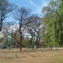 Plaza Parque Las Heras - Columpio.