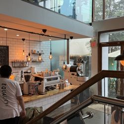R Ki Coffee Lab