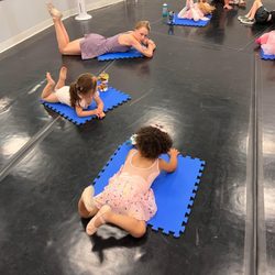 Dance Expressions Studio - Petite Performers class