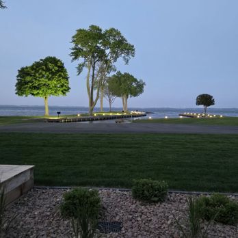 TJ's Harbor Restaurant - View from outside dining area - New American Near Me - Oshkosh, Wisconsin