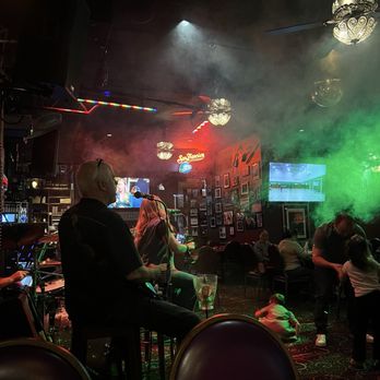 Crawdaddy's - Live band with smoke machine - Cajun/Creole Near Me - Visalia, California