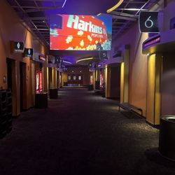 Harkins Theatres - Chandler Crossroads