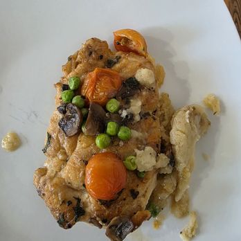 Gusto Italiano - Breaded Chicken special with peas, mushrooms and tomatoes on top of mashed potatoes! - Italian Near Me - Glenview, Illinois