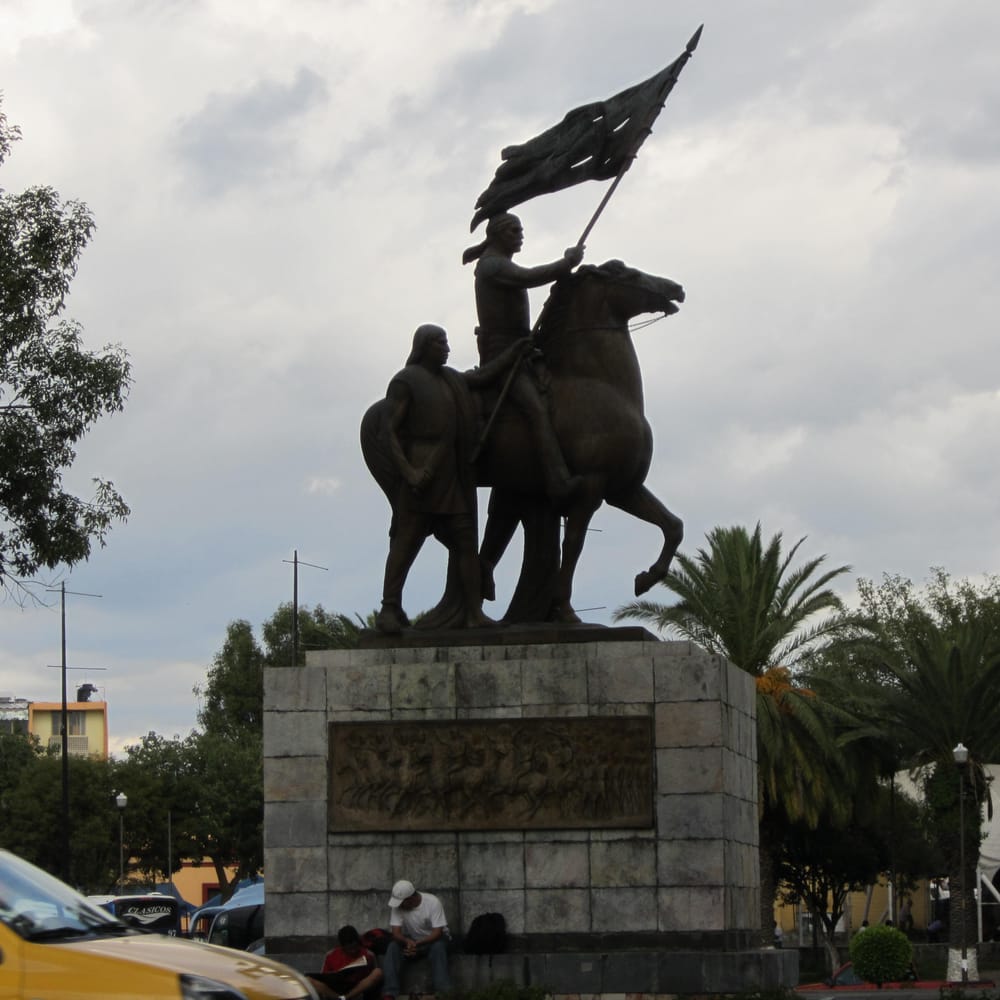 MONUMENTO A LOS HÉROES DE 5
