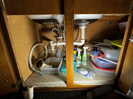 Ruby Remodeling Logo