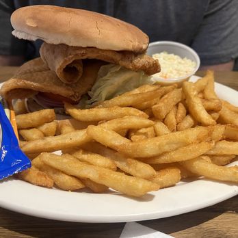 Blue Ocean Seafood Restaurant - Fish sandwich - Seafood Near Me - Clinton, South Carolina Blue Ocean Seafood Restaurant - Fish sandwich - Seafood Near Me - Clinton, South Carolina