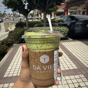 Da Vien Coffee - Desserts Near Me - Westminster, California