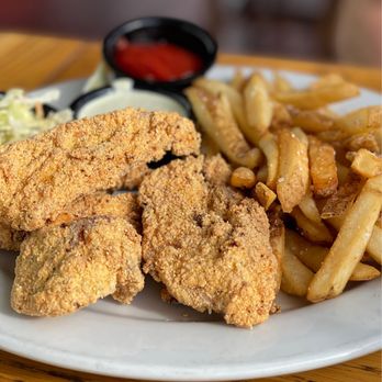 Foster's Kitchen - Fish and chips - American Near Me - Kailua-Kona, Hawaii Foster's Kitchen - Fish and chips - American Near Me - Kailua-Kona, Hawaii