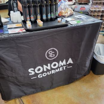 Sonoma Gourmet - two men standing behind a table - Specialty Food Near Me - Sonoma, California Sonoma Gourmet - two men standing behind a table - Specialty Food Near Me - Sonoma, California