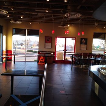 Panda Express - Inside dining area is closed. - Chinese Near Me - Midwest City, Oklahoma Panda Express - Inside dining area is closed. - Chinese Near Me - Midwest City, Oklahoma