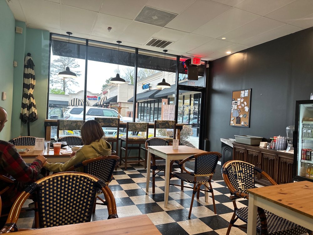 ZEKE’S Updated June 2024 56 Photos & 26 Reviews 517 Kempsville Rd