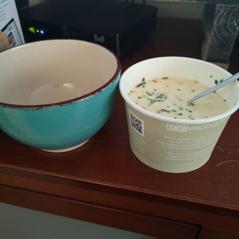 Dianne's Fish Shack & Smokehouse - Fish chowder..... More like undercooked potato broth. - Seafood Near Me - Kingston, Ontario Dianne's Fish Shack & Smokehouse - Fish chowder..... More like undercooked potato broth. - Seafood Near Me - Kingston, Ontario