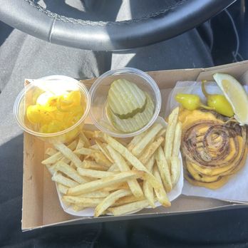 In-N-Out Burger - Abel Style fries - Burgers Near Me - San Diego, California In-N-Out Burger - Abel Style fries - Burgers Near Me - San Diego, California